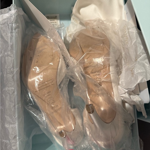 NEW Bella Belle DOROTHY D'Orsay
Wedding Heels with Pearl Bow - Picture 11 of 11